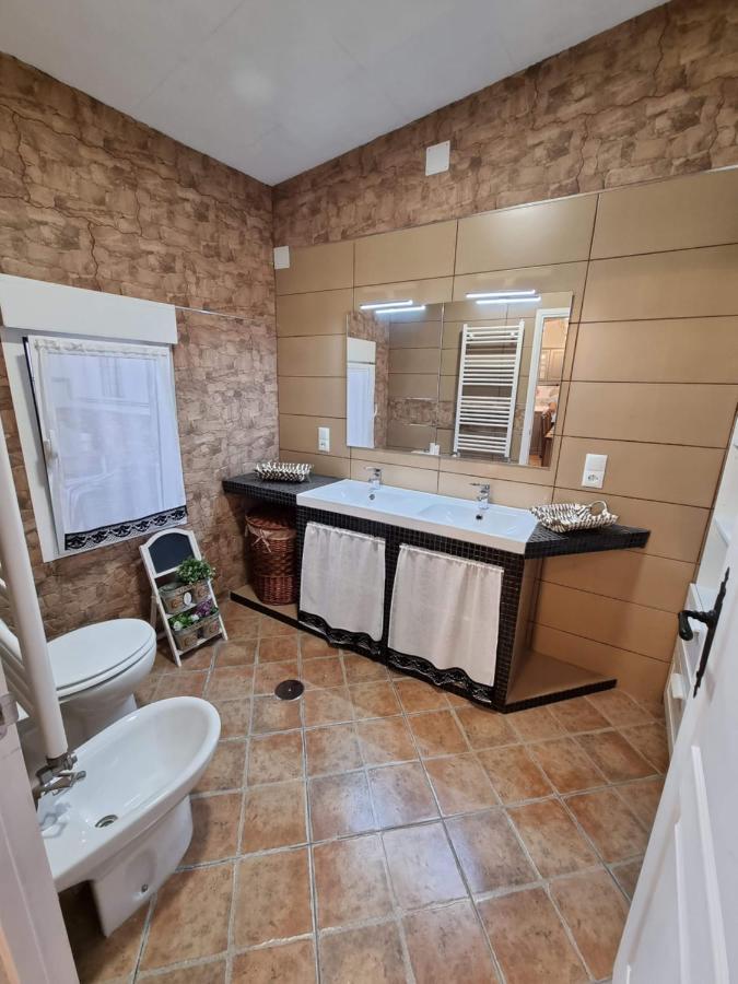 Casa Flora - Casa Rural Con Encanto El Carpio de Tajo エクステリア 写真